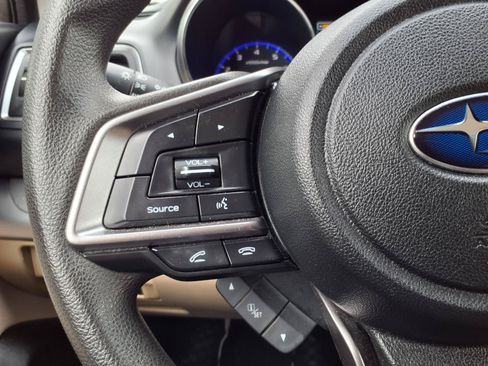 Used 2019 Subaru Outback 2.5i AWD/4WD image 15