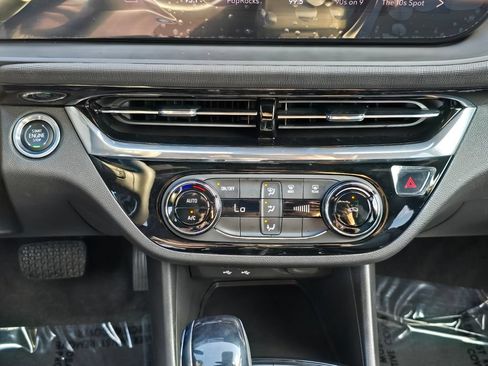 New 2026 Buick Envista Sport Touring FWD image 22