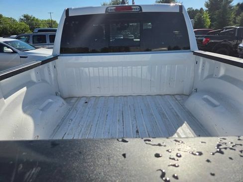 Used 2025 RAM 1500 Laramie AWD/4WD image 29