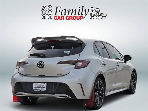 Used 2019 Toyota Corolla XSE image 4