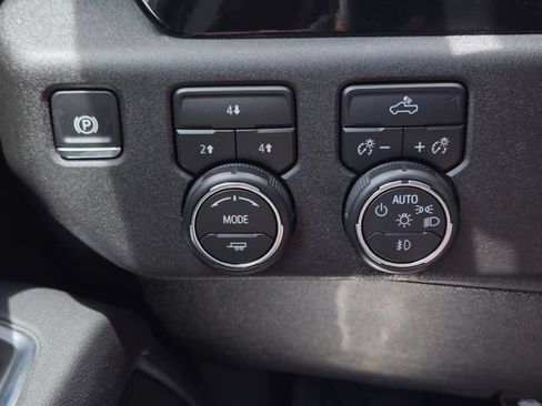 Used 2026 Chevrolet Silverado 2500 LT AWD/4WD image 27