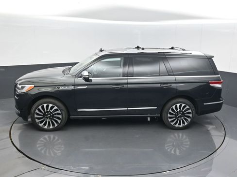 Used 2023 Lincoln Navigator Black Label AWD/4WD image 15