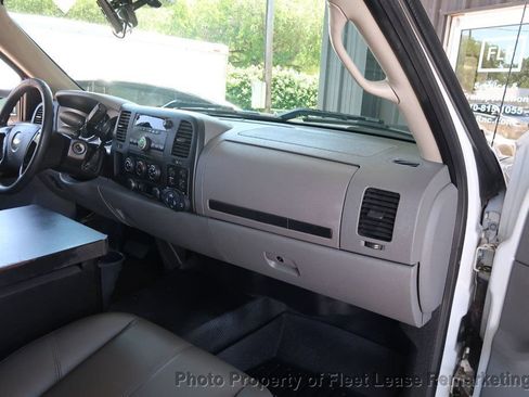 Used 2013 Chevrolet Silverado 2500 W/T RWD image 21
