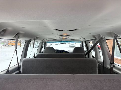 Used 2007 Ford E-350 and Econoline 350 XLT image 15