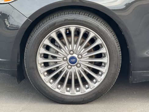 Used 2015 Ford Fusion Titanium image 30