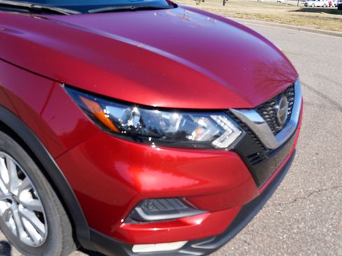 Used 2022 Nissan Rogue Sport SV w/ Technology Package image 25