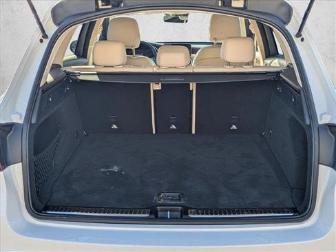 Used 2022 Mercedes-Benz GLC 300 4MATIC image 6