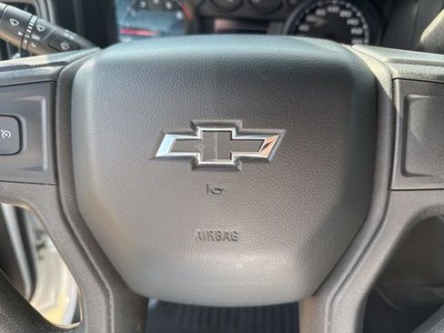 Used 2019 Chevrolet Silverado 1500 Custom Trail Boss w/ Custom Convenience Package AWD/4WD image 23