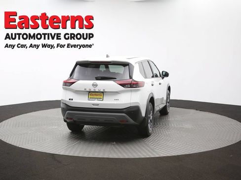 Used 2023 Nissan Rogue S AWD/4WD image 37
