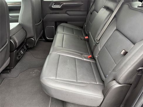 Used 2025 GMC Sierra 1500 SLT image 21