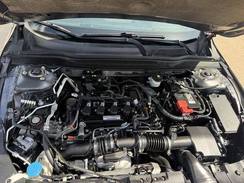 Used 2019 Honda Accord LX image 33