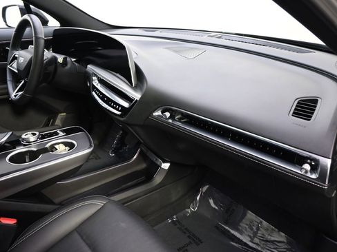 Certified 2024 Cadillac Lyriq Sport w/ LPO, Floor Liner Package AWD/4WD image 15
