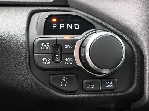 New 2026 RAM 1500 4x4 Crew Cab image 24