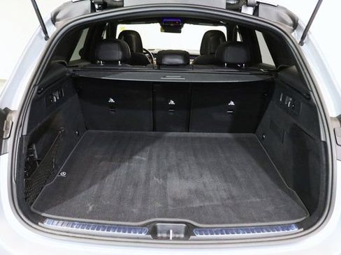 Used 2024 Mercedes-Benz GLC 300 4MATIC w/ Driver Assistance Package image 32