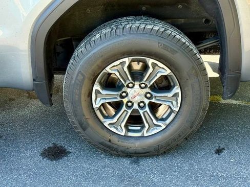 Used 2020 GMC Sierra 1500 SLE w/ SLE Value Package RWD image 31