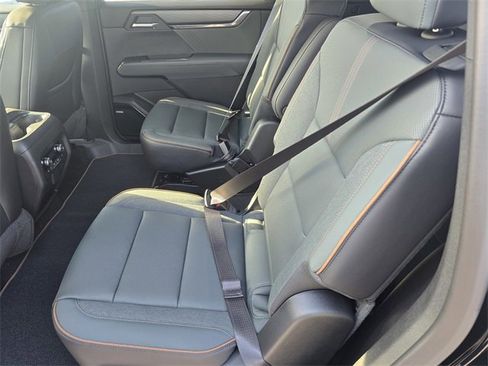 New 2026 GMC Acadia AT4 w/ Luxury Package image 10