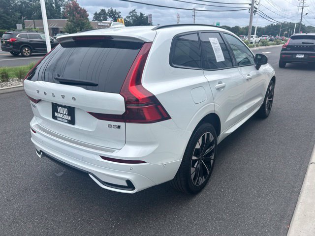 Certified 2026 Volvo XC60 B5 Plus AWD/4WD image 4
