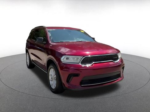 Used 2023 Dodge Durango SXT RWD image 3