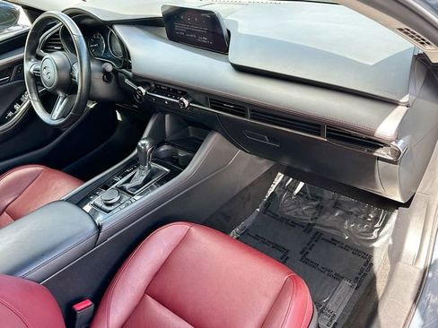 Used 2024 MAZDA MAZDA3 s image 28