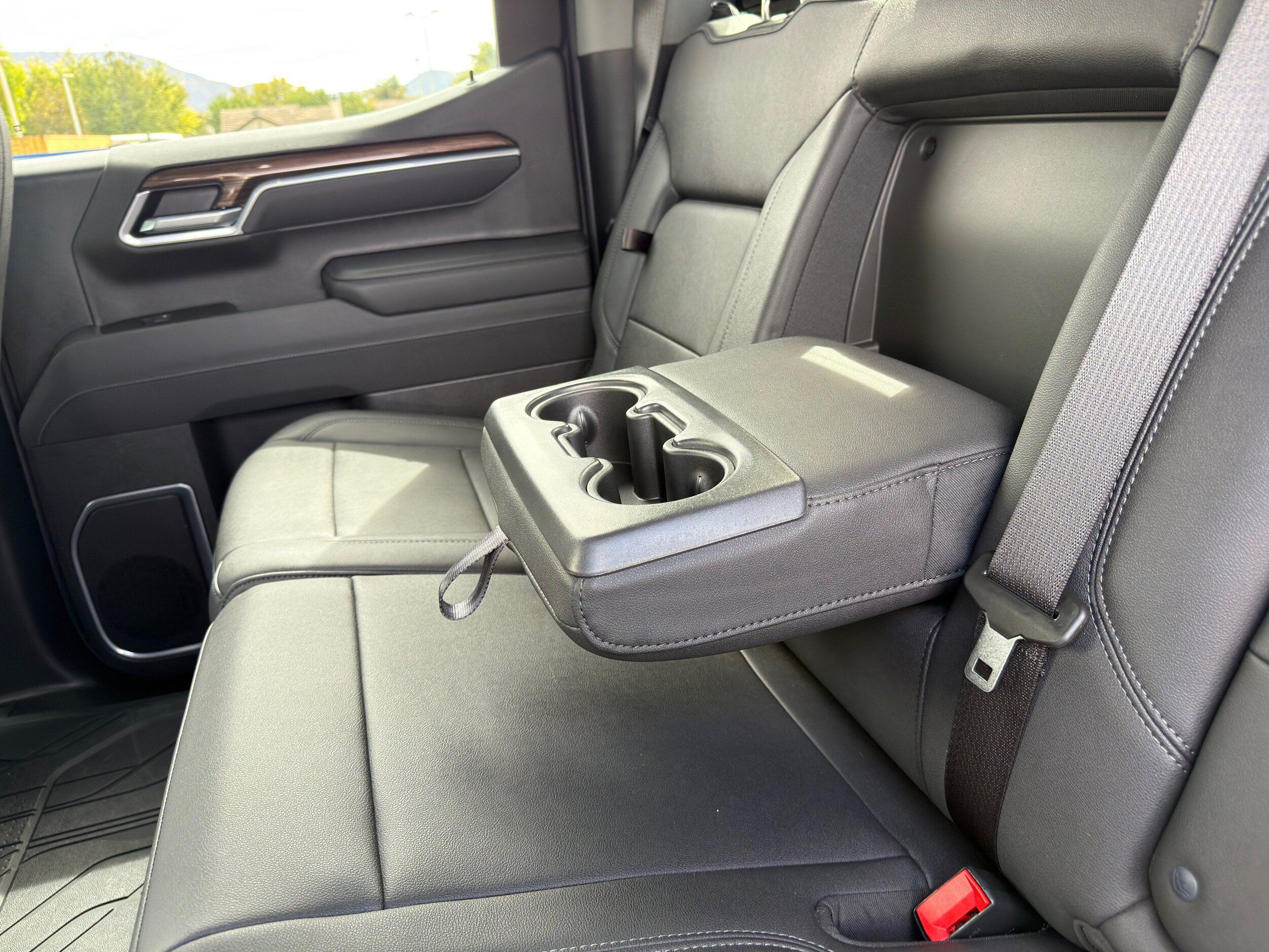 Used 2025 Chevrolet Silverado 1500 RST w/ Convenience Package II RWD image 22