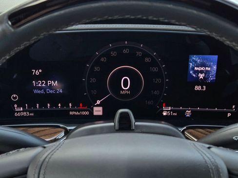 Used 2023 Cadillac Escalade Sport Platinum w/ LPO, ONYX Package image 16