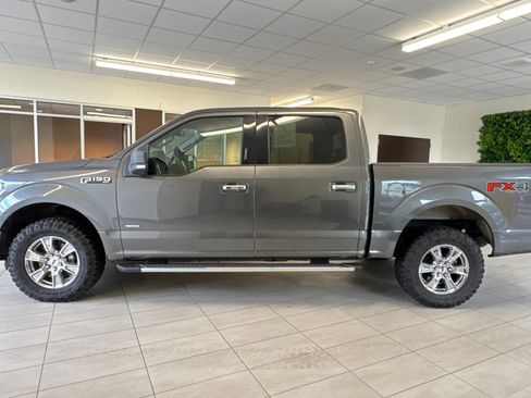 Used 2016 Ford F150 XLT w/ Equipment Group 302A Luxury image 7