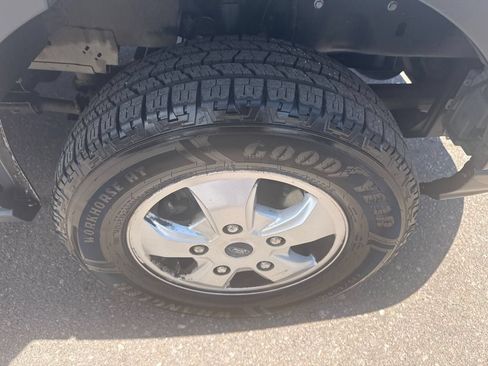Used 2018 Ford Transit 350 XLT RWD image 19