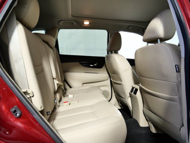 Used 2020 Nissan Rogue SL w/ Premium Package AWD/4WD image 14