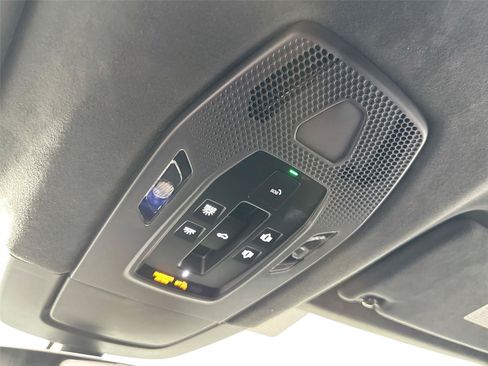 Certified 2025 Porsche Macan Turbo Electric AWD/4WD image 26