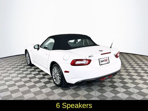 Used 2018 FIAT 124 Spider Classica RWD image 7