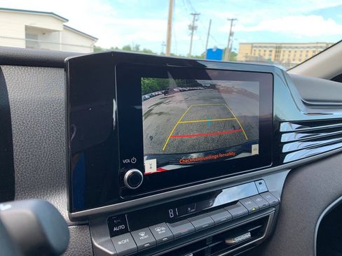 Used 2026 Toyota Camry LE FWD image 22
