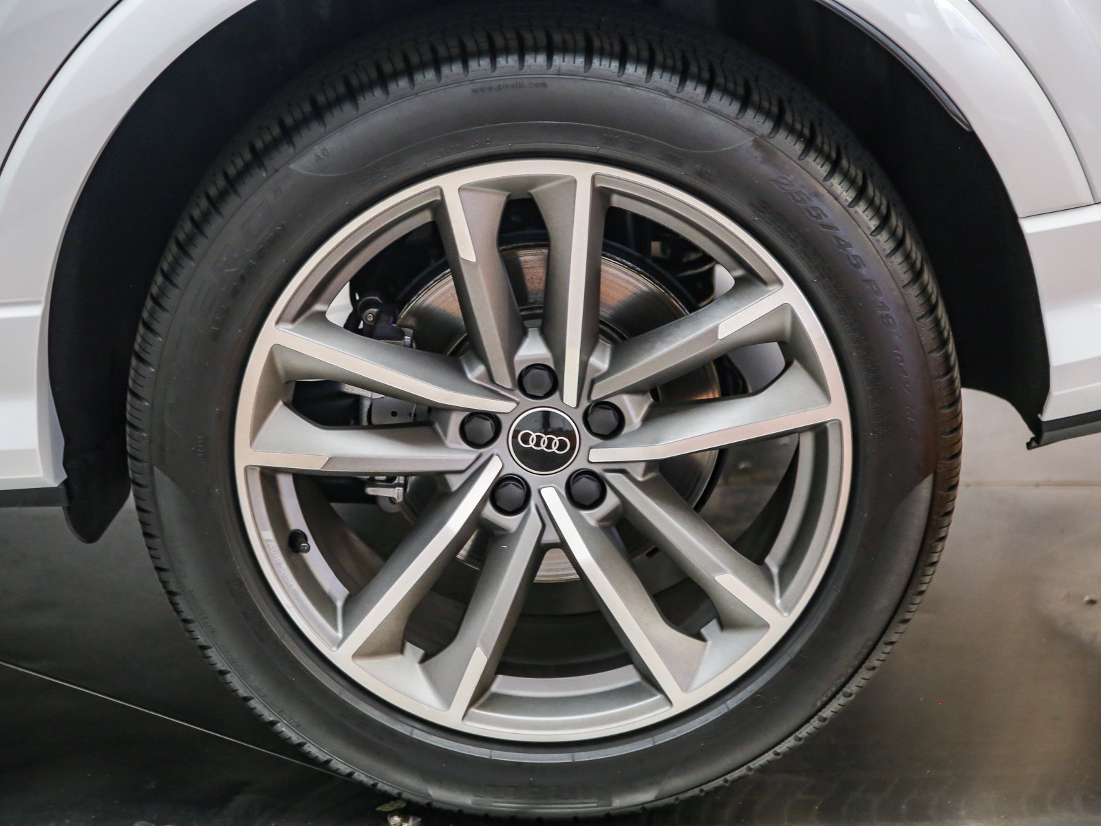 Certified 2025 Audi Q3 2.0T Premium AWD/4WD image 11