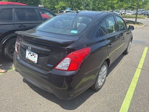 Used 2015 Nissan Versa S Plus FWD image 4