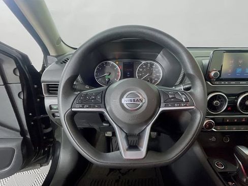 Used 2023 Nissan Sentra S FWD image 12