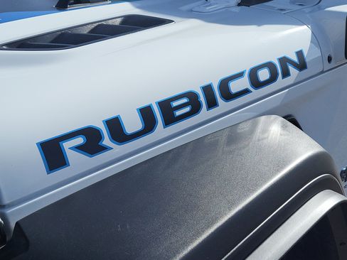 Used 2023 Jeep Wrangler Unlimited Rubicon 4xe w/ Steel Bumper Group image 17