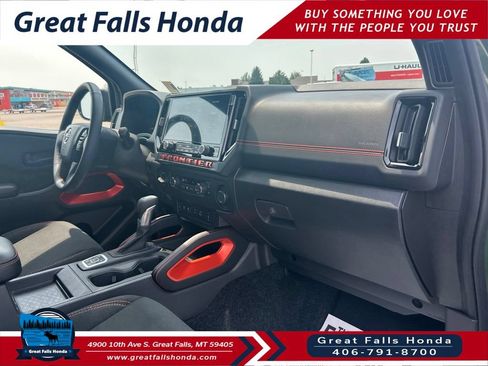 Used 2026 Nissan Frontier PRO-4X w/ Tow Package AWD/4WD image 29