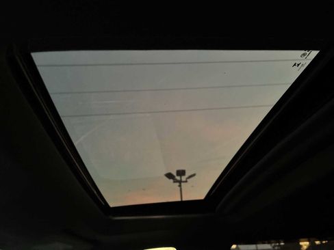 Used 2025 Chevrolet Silverado 3500 LTZ image 19