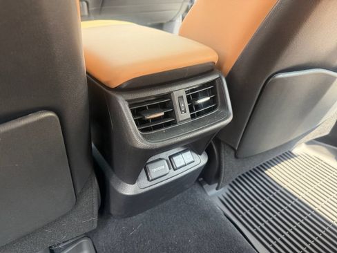 Used 2025 Lexus ES 350 w/ Premium Package FWD image 27