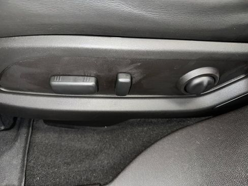 Used 2017 GMC Acadia Limited SLT image 6