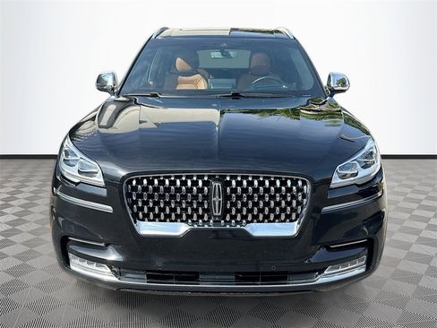 Used 2020 Lincoln Aviator Black Label image 2