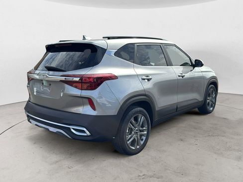 Used 2023 Kia Seltos S image 5