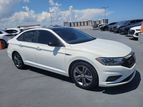 Used 2021 Volkswagen Jetta R-Line w/ R-Line Cold Weather Package FWD image 8