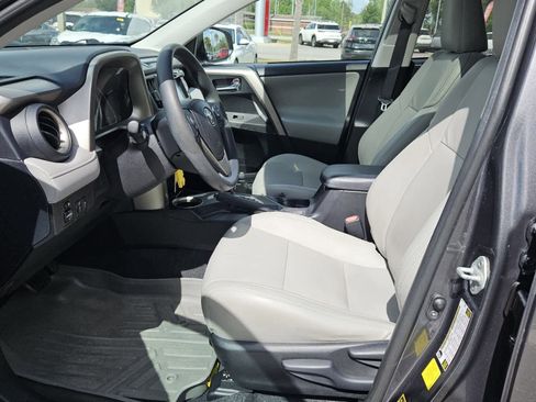 Used 2015 Toyota RAV4 XLE image 3