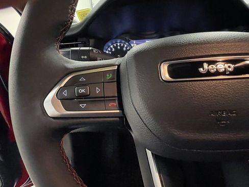 Used 2026 Jeep Compass Trailhawk AWD/4WD image 35