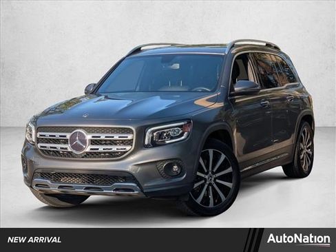 Used 2022 Mercedes-Benz GLB 250 image 1