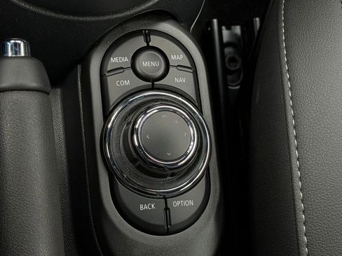 Used 2024 MINI Cooper S image 32