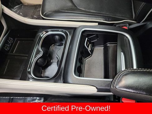 Certified 2023 Chrysler Pacifica Limited FWD image 22