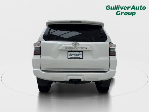 Used 2022 Toyota 4Runner SR5 Premium AWD/4WD image 7