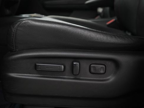 Used 2019 Honda Pilot Elite image 25