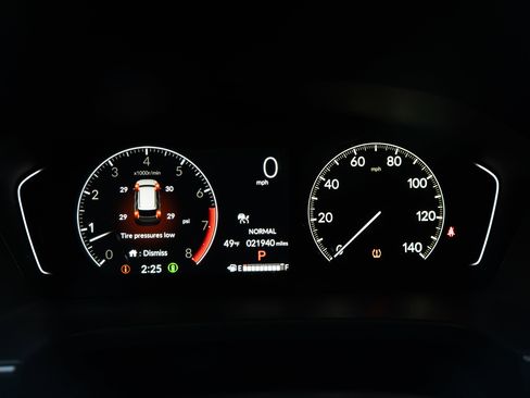 Certified 2024 Honda Pilot Touring image 23